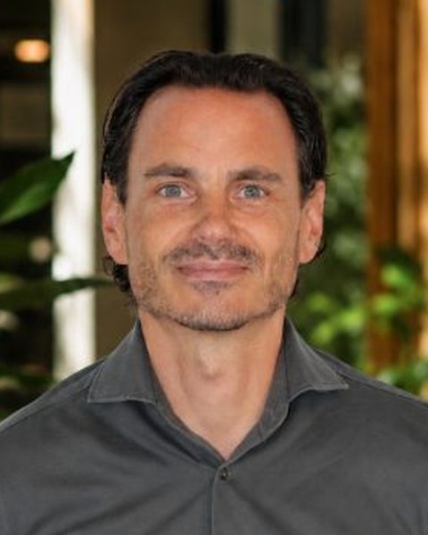 Portrait of Peter Engering